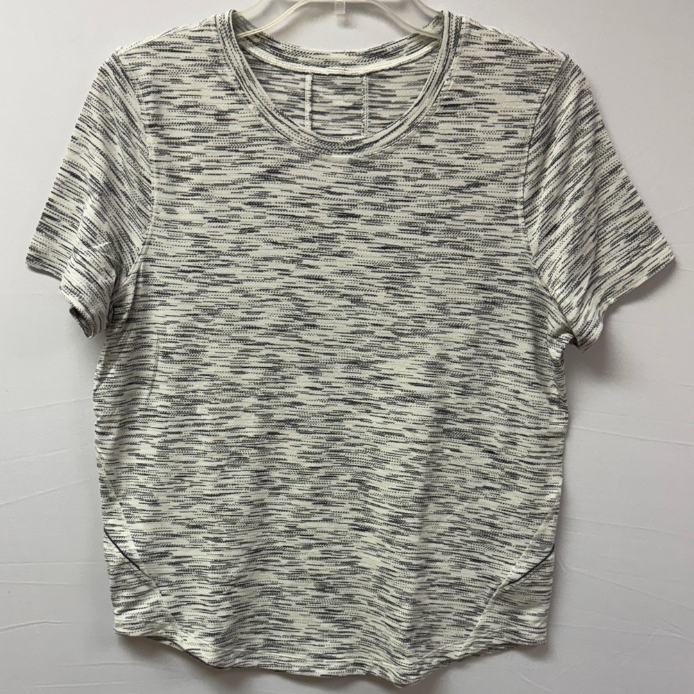 Lululemon Athletica Women's Long Distance Top Short Sleeve Gray and White